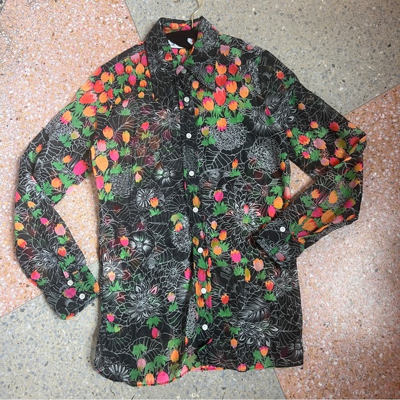 70s dagger collar sheer nylon floral button-up by Lord & Taylor FIFTH AVENUE - Picture 5 of 8